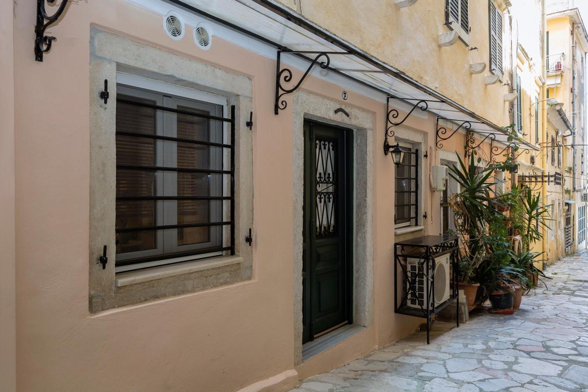 Townhall Studio Corfu  Buitenkant foto